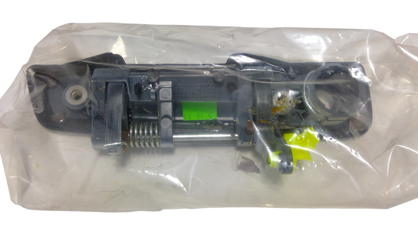 New Fits Chrysler Handle-Exterior Door - Part # MR777041