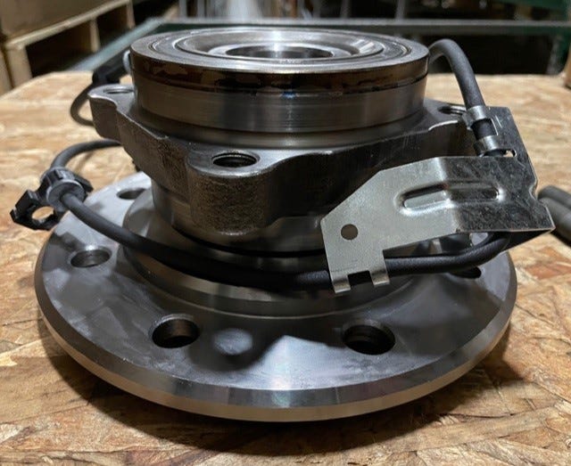 New 1998-1999 Fits Chrysler 3500, 4500, 5500 Brake Hub And Bearing - Part # V2503537AA