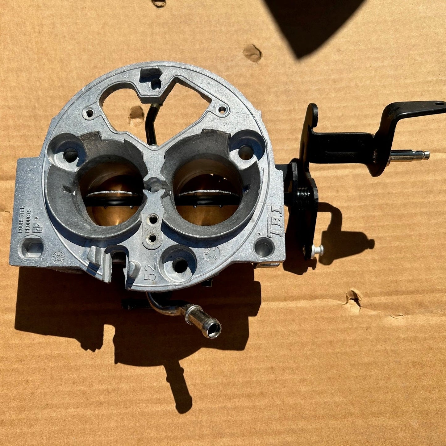 New OEM 1988-1989 Cadillac Fleetwood Fuel Throttle Body Kit, Part # 17112137