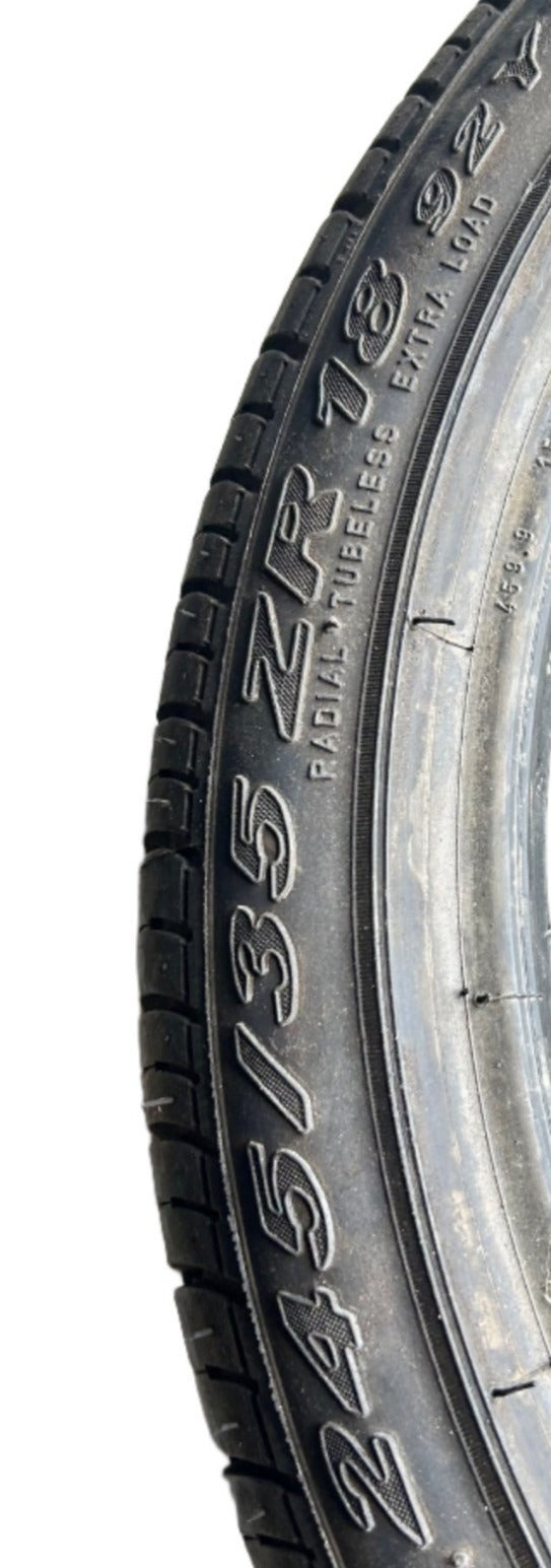 New Lamborghini Tire Pirelli P Zero Rosso 245/35R18 92Y High Performance