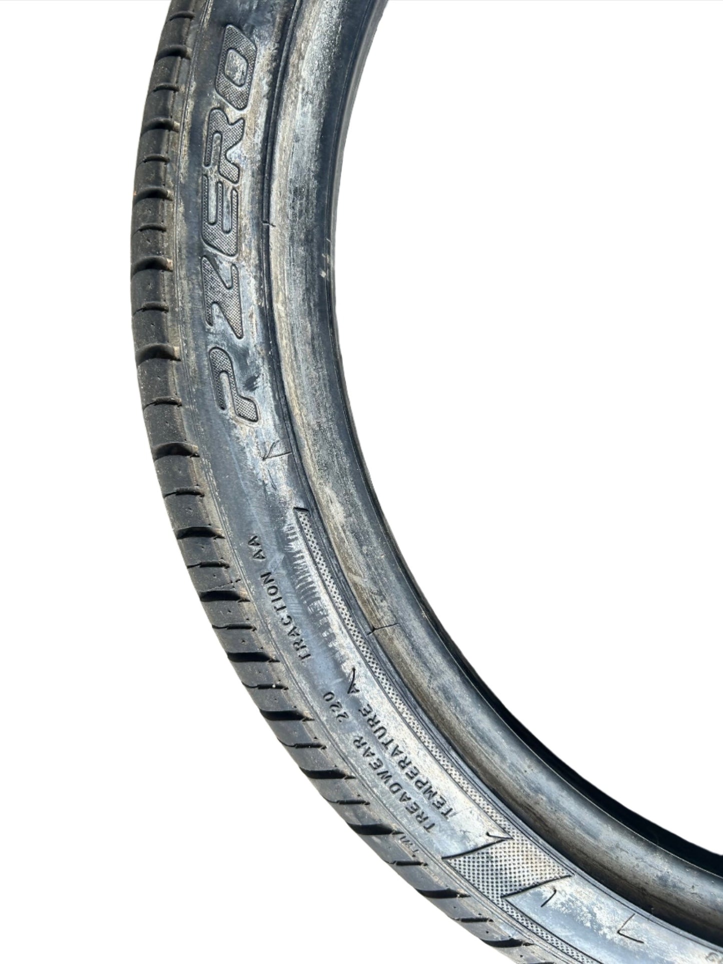 New Lamborghini Tire Pirelli P Zero 235/35ZR19 (91Y) High Performance