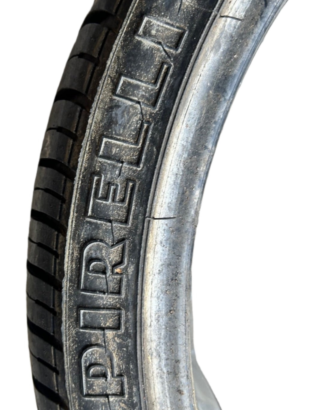 New Lamborghini Tire Pirelli P Zero 235/35ZR19 (91Y) High Performance