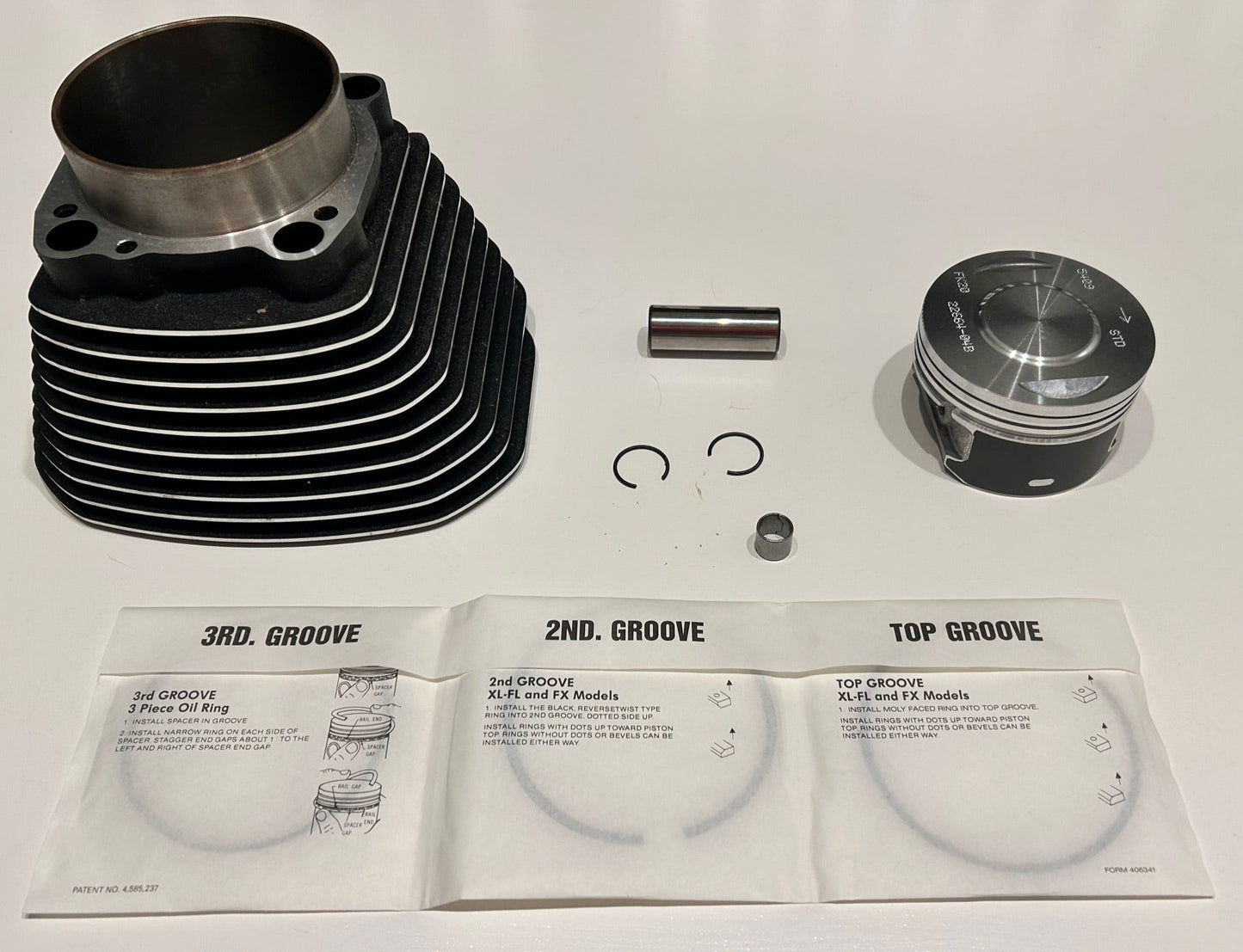 New OEM Harley Davidson XR1200 Cylinder Head Black Piston Kit, Part # 16486-08